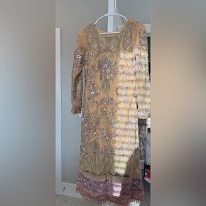 Embroidered 3 Piece Pakistani Outfit * brand new*